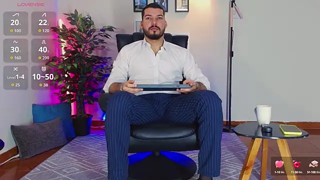 HenryBenso online show from October 2025 10:54:02 AM