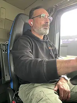 dzhakar online show from October 2025 10:47:02 AM