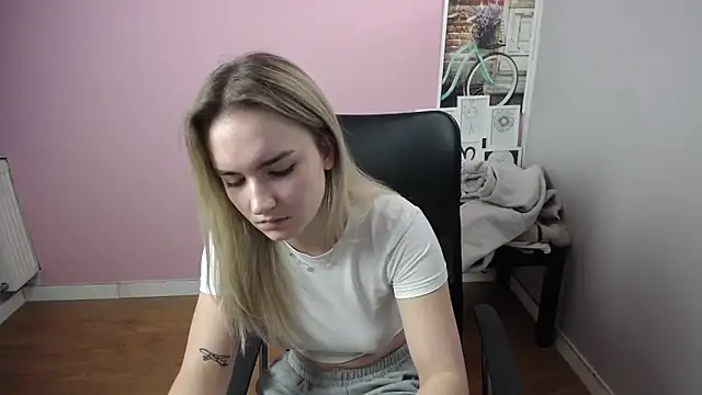 viktoria lovely online show from January 2025 09:45:01 AM