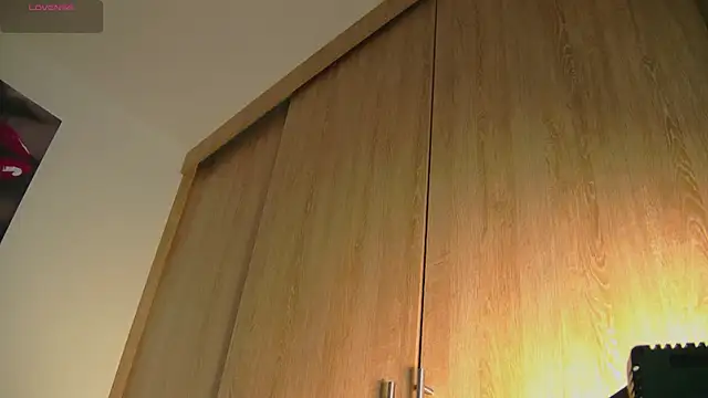 aidaadams online show from October 2025 11:21:02 AM