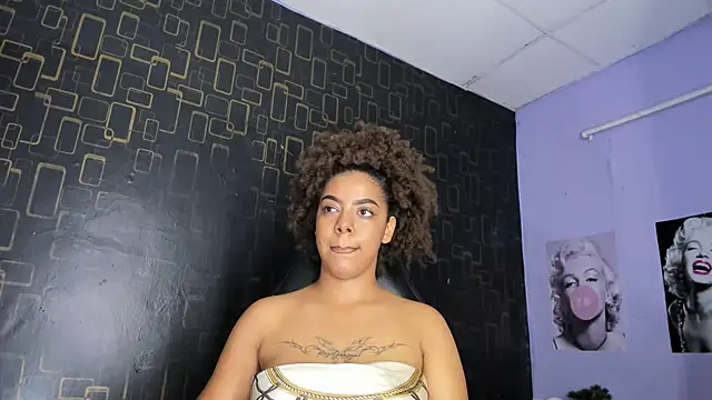 Alika01 online show from February 2025 08:16:02 PM