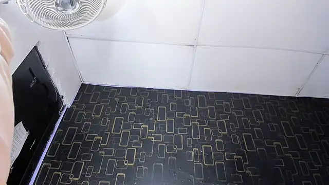 Alika01 online show from February 2025 04:10:02 PM