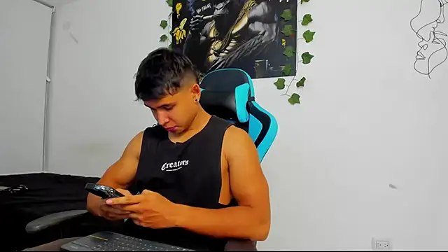 Bray Kevin online show from January 2025 12:43:02 AM