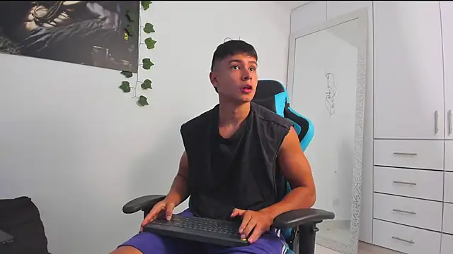 Bray Kevin online show from February 2025 12:05:01 AM