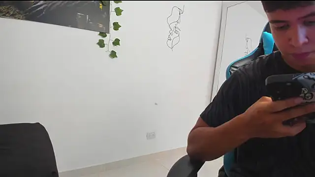 Bray Kevin online show from February 2025 11:56:02 PM