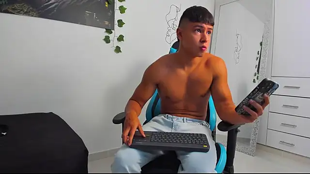 Bray Kevin online show from March 2025 03:28:02 AM