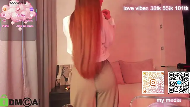 Tracy-Taylor online show from September 2025 12:00:02 AM