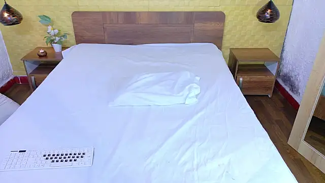 Mrs booty online show from October 2025 01:50:01 PM