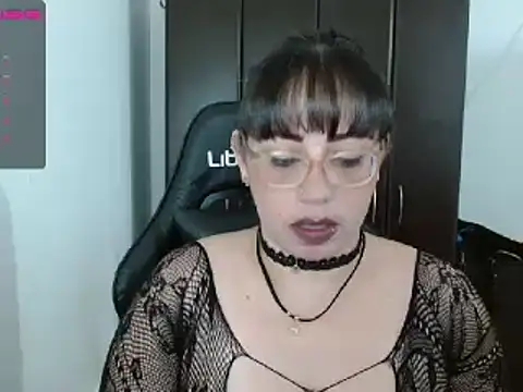 Snapshot of natashasmithe chatting on December 2024 03:25:02 AM natashasmithe online show from December 2024 03:25:02 AM