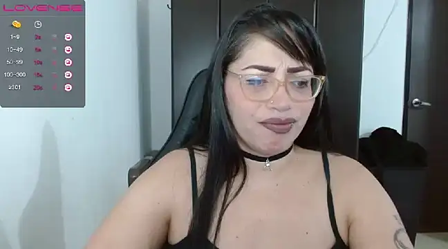 Snapshot of natashasmithe chatting on January 2025 12:27:01 AM natashasmithe online show from January 2025 12:27:01 AM