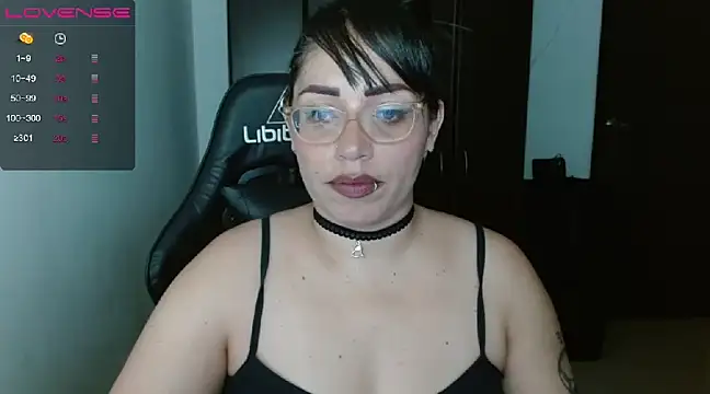 Snapshot of natashasmithe chatting on January 2025 03:19:02 AM natashasmithe online show from January 2025 03:19:02 AM