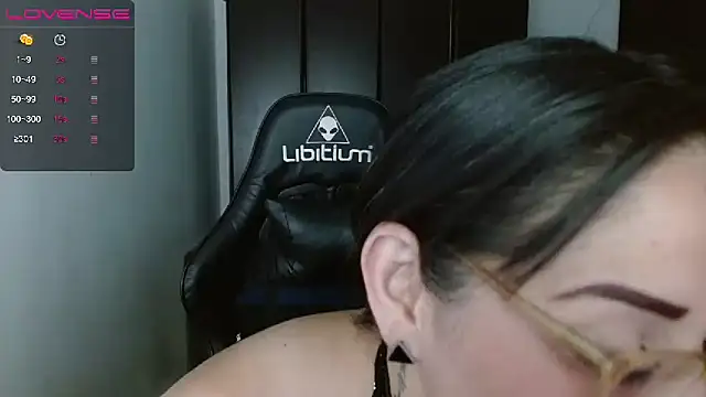 Snapshot of natashasmithe chatting on February 2025 01:11:01 PM natashasmithe online show from February 2025 01:11:01 PM