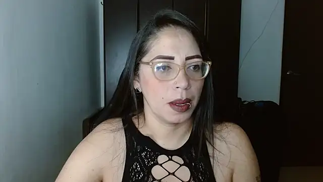 Snapshot of natashasmithe chatting on February 2025 01:01:01 PM natashasmithe online show from February 2025 01:01:01 PM