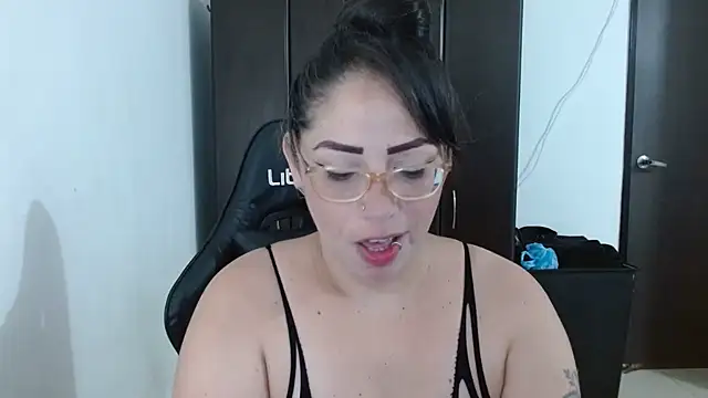 Snapshot of natashasmithe chatting on February 2025 10:09:02 PM natashasmithe online show from February 2025 10:09:02 PM