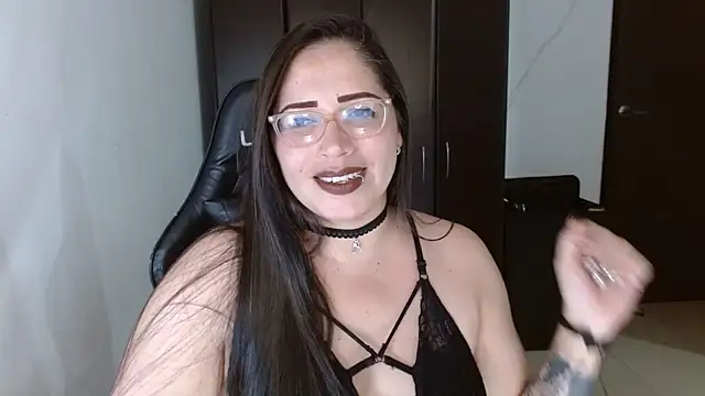 Snapshot of natashasmithe chatting on October 2025 12:58:01 AM natashasmithe online show from October 2025 12:58:01 AM