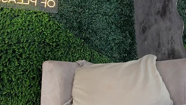 Abby-me online show from March 2025 12:06:02 PM