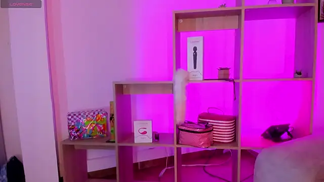 Tiarha online show from January 2025 08:20:02 AM