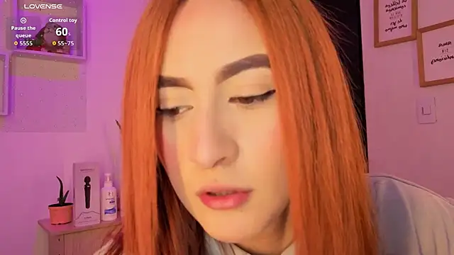 Tiarha online show from October 2025 04:31:01 AM