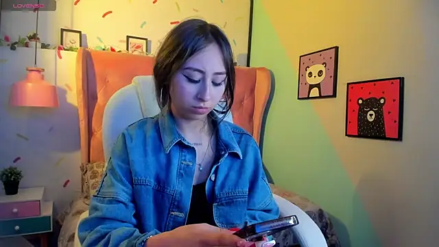  cloe martinez online show from December 2024 01:28:01 AM