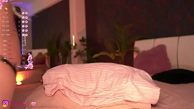 violettabunny03 online show from March 2025 02:31:02 AM