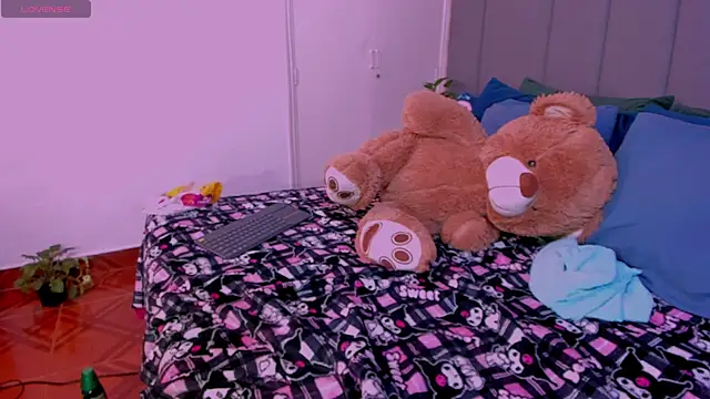 JulianaMiller online show from January 2025 02:22:02 AM