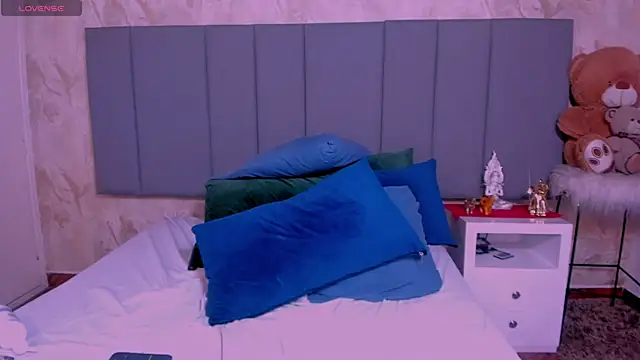 JulianaMiller online show from February 2025 03:48:01 AM