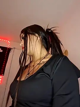 Hot sophie  online show from December 2024 11:00:01 PM