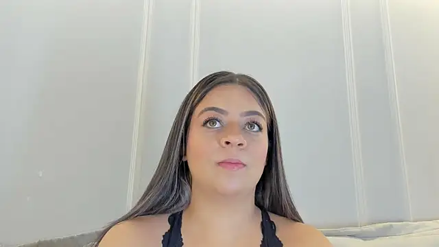sarah-bonneth online show from August 2026 11:31:02 AM