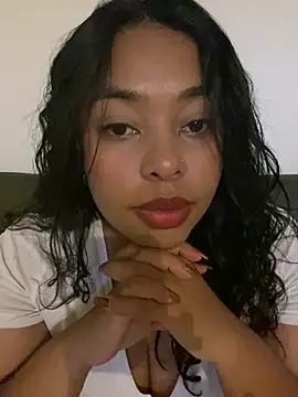 PUSHYLATE online show from February 2025 10:09:02 PM