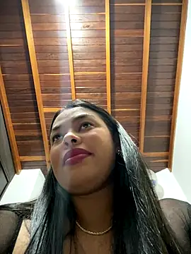 PUSHYLATE online show from November 2025 01:26:02 AM