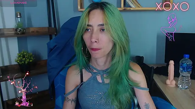 Erika Stevens online show from October 2025 12:11:01 AM