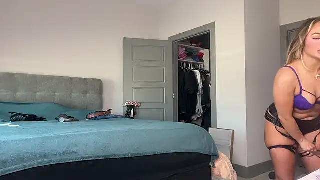 ElenaErickson online show from January 2025 07:57:01 PM