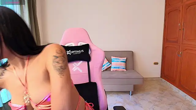 lili jade222 online show from October 2025 01:57:02 PM