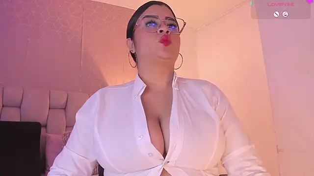 Emilyboobss online show from February 2025 04:40:02 AM