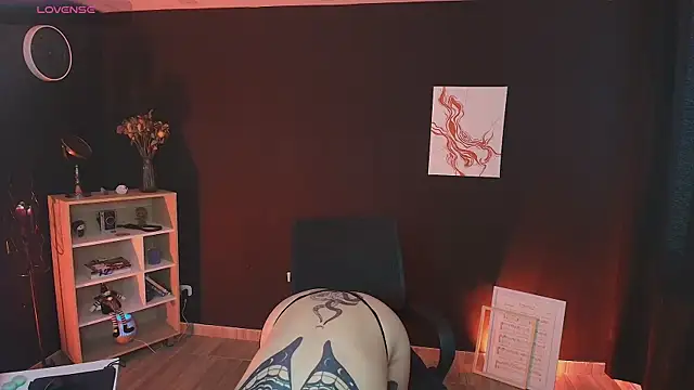  WednesdayFriday  online show from September 2025 02:06:01 PM