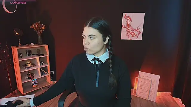  WednesdayFriday  online show from September 2025 04:29:02 PM