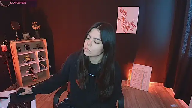  WednesdayFriday  online show from November 2025 05:02:01 PM