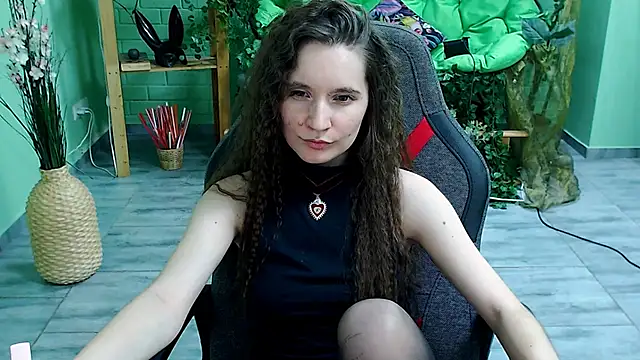 Miss Barbara  online show from March 2025 09:37:01 PM