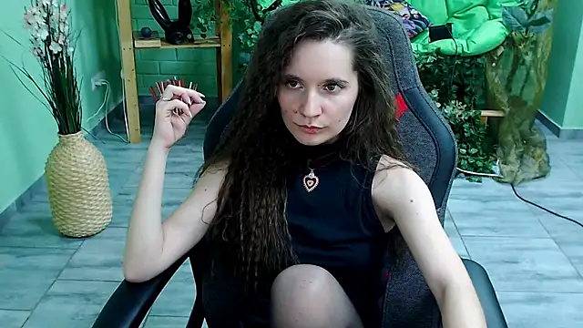 Miss Barbara  online show from March 2025 12:42:01 AM