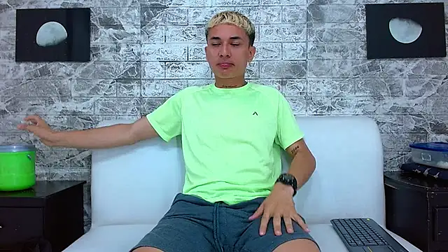 jeic 18 online show from November 2025 07:10:01 PM