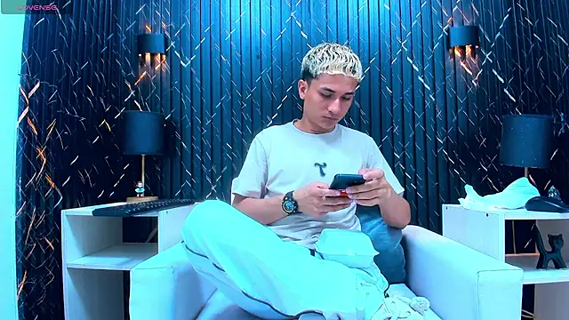 jeic 18 online show from November 2025 07:29:02 PM