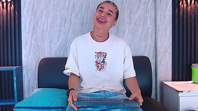 jeic 18 online show from November 2025 07:25:02 PM