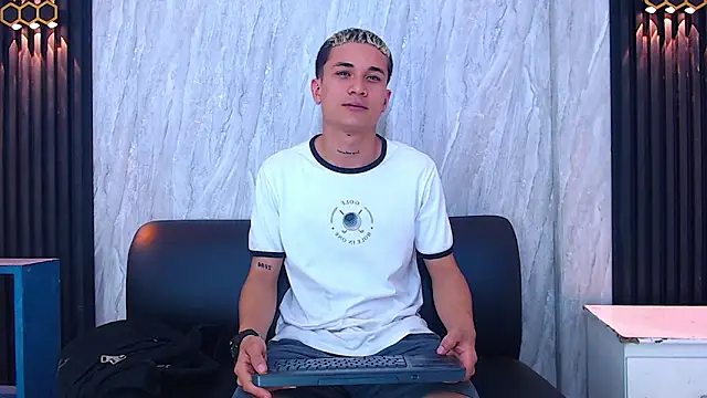 jeic 18 online show from November 2025 07:15:01 PM