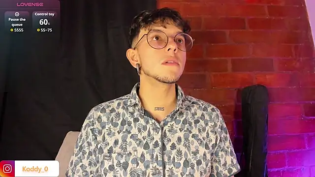 Snapshot of koddy_0 chatting on November 2025 10:43:02 PM koddy 0 online show from November 2025 10:43:02 PM