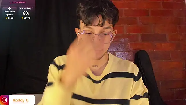 Snapshot of koddy_0 chatting on November 2025 11:59:02 PM koddy 0 online show from November 2025 11:59:02 PM