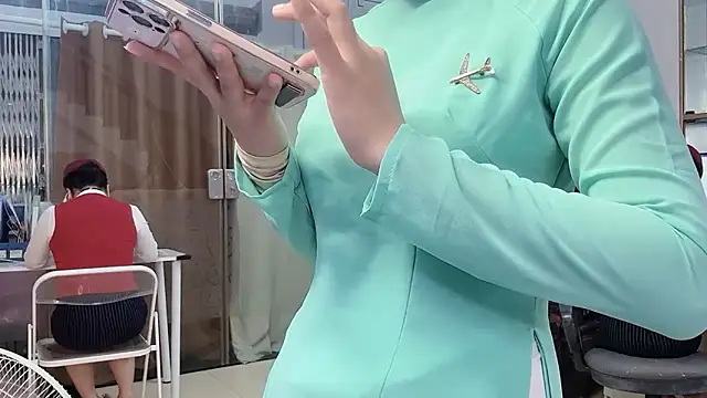 Mono-Stewardesss online show from April 2026 05:55:01 AM