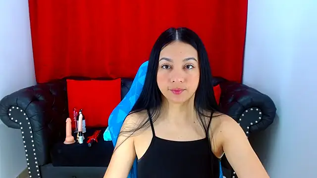 Snapshot of Lila_Pinky chatting on February 2025 01:48:02 PM Lila Pinky online show from February 2025 01:48:02 PM