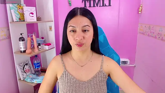 Snapshot of Lila_Pinky chatting on March 2025 08:54:01 PM Lila Pinky online show from March 2025 08:54:01 PM