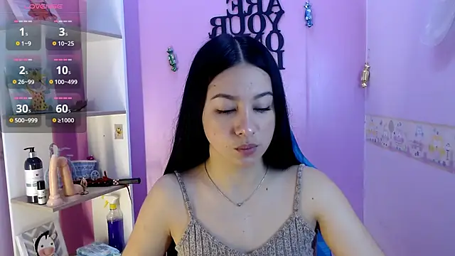 Snapshot of Lila_Pinky chatting on March 2025 02:34:02 PM Lila Pinky online show from March 2025 02:34:02 PM