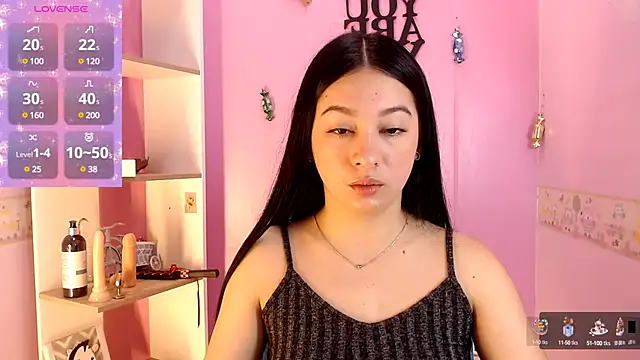 Snapshot of Lila_Pinky chatting on March 2025 02:05:02 PM Lila Pinky online show from March 2025 02:05:02 PM